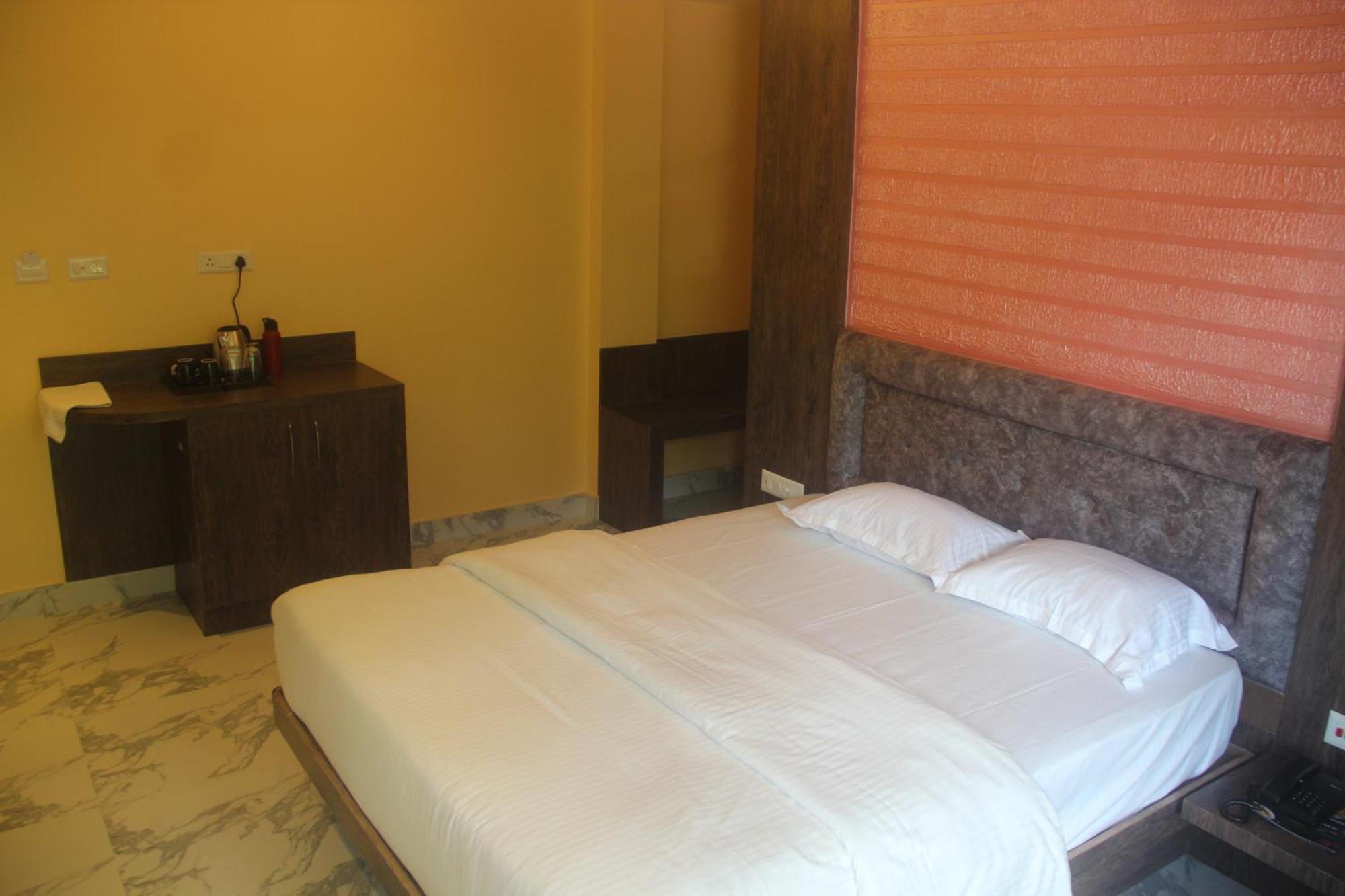 Hotel Serene Palace Port Blair Bagian luar foto