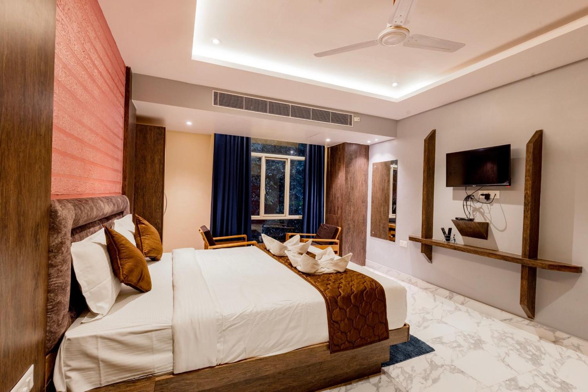 Hotel Serene Palace Port Blair Bagian luar foto