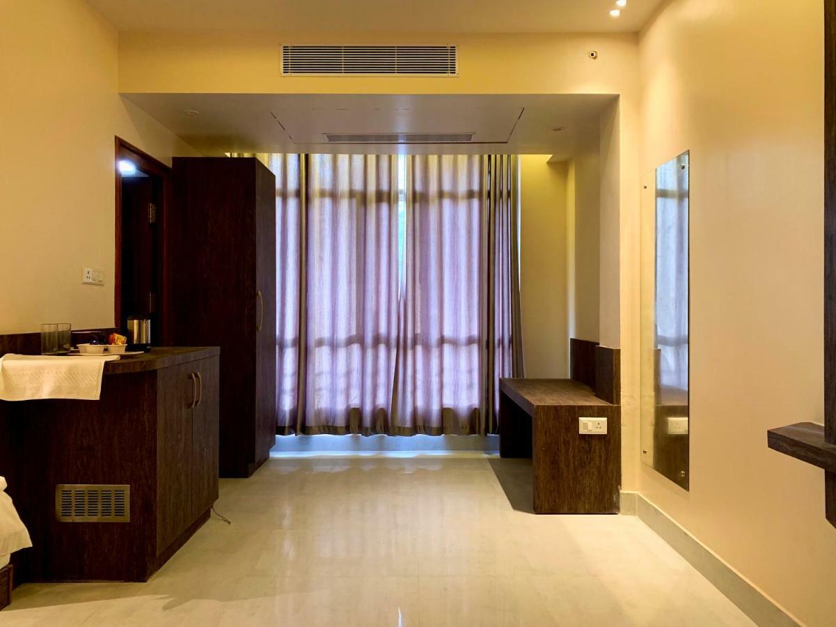 Hotel Serene Palace Port Blair Bagian luar foto