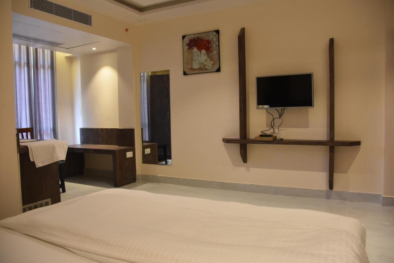 Hotel Serene Palace Port Blair Bagian luar foto